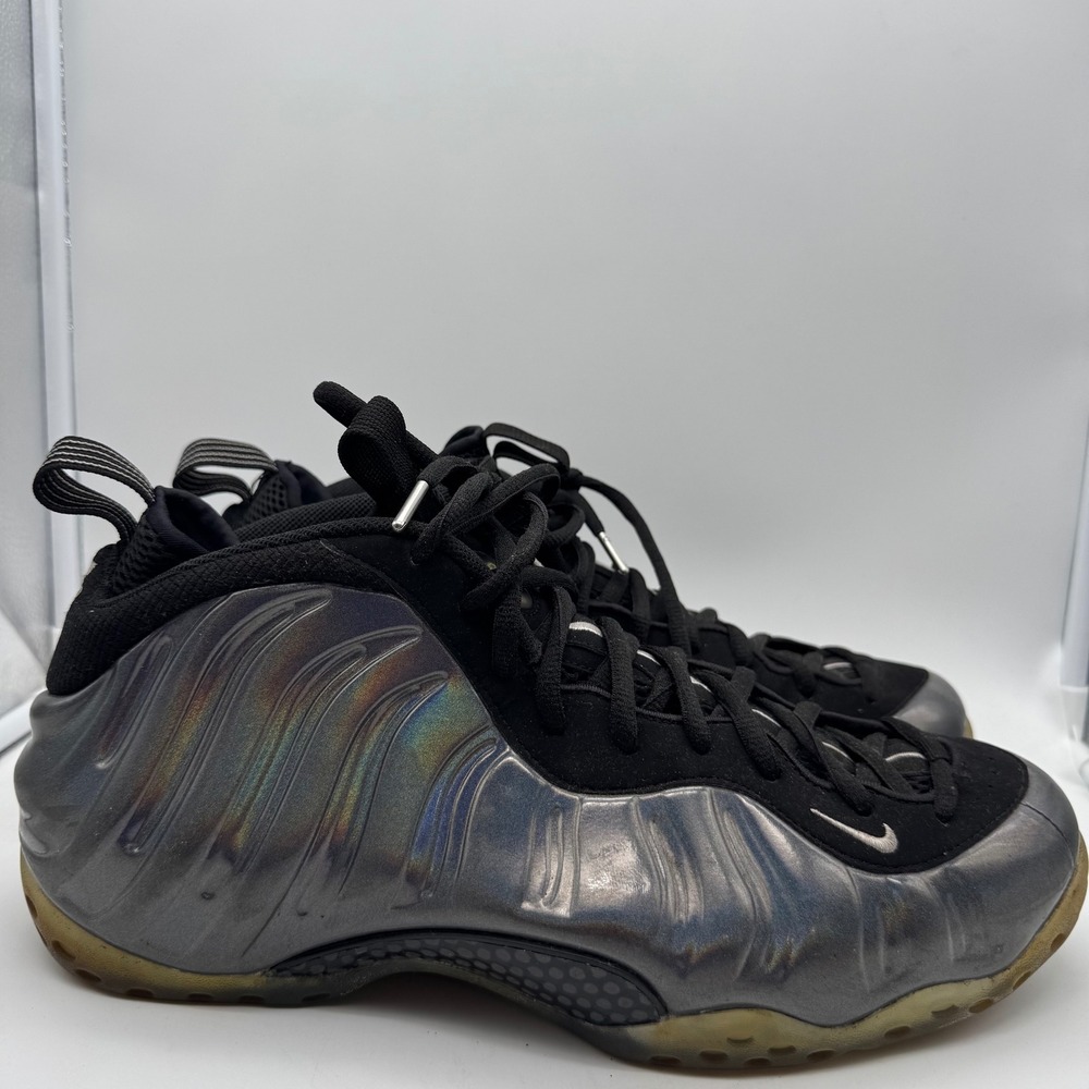 Nike Air Foamposite One Hologram Size 14. 314996-900